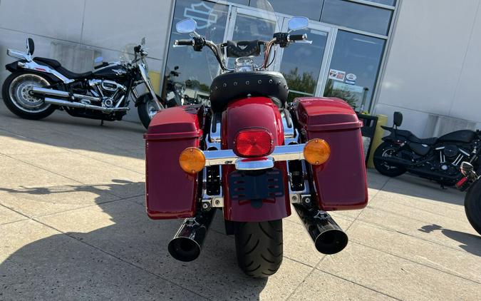 2021 Harley-Davidson Road King Billiard Red