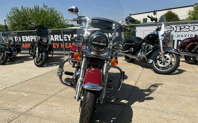 2021 Harley-Davidson Road King Billiard Red