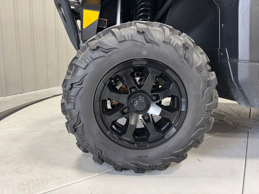 2024 Can-Am DEFENDER XT HD10 * ONLY 101 Miles *