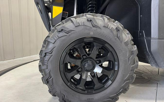 2024 Can-Am DEFENDER XT HD10 * ONLY 101 Miles *