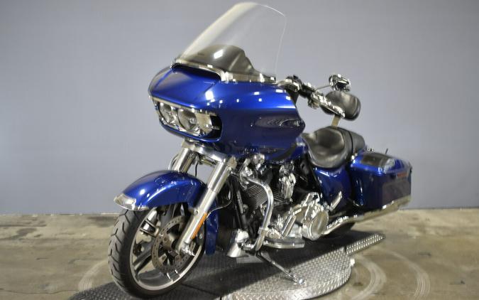 2017 Harley-Davidson Road Glide Superior Blue