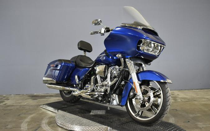 2017 Harley-Davidson Road Glide Superior Blue