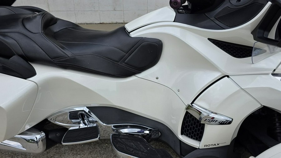 2016 Can-Am Spyder RT LTD