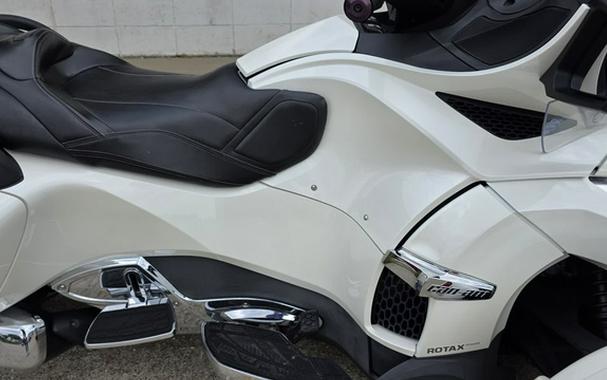 2016 Can-Am Spyder RT LTD