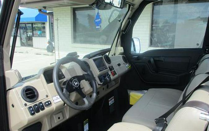 2023 John Deere XUV835R Signature Edition