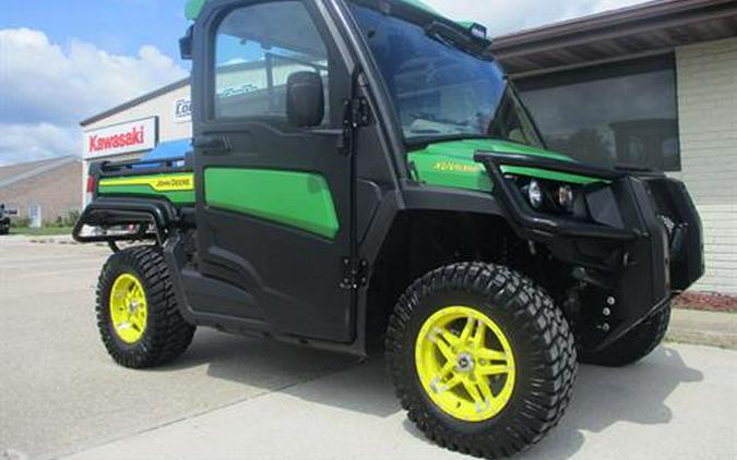 2023 John Deere XUV835R Signature Edition