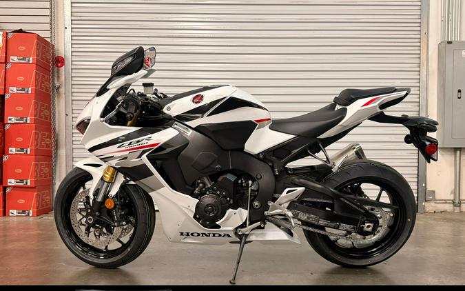 2026 Honda® CBR1000RR ABS