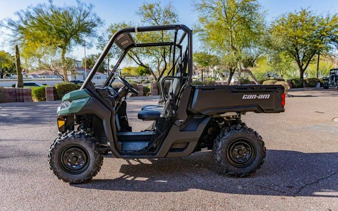 2025 Can-Am Defender DPS HD7 Compass Green