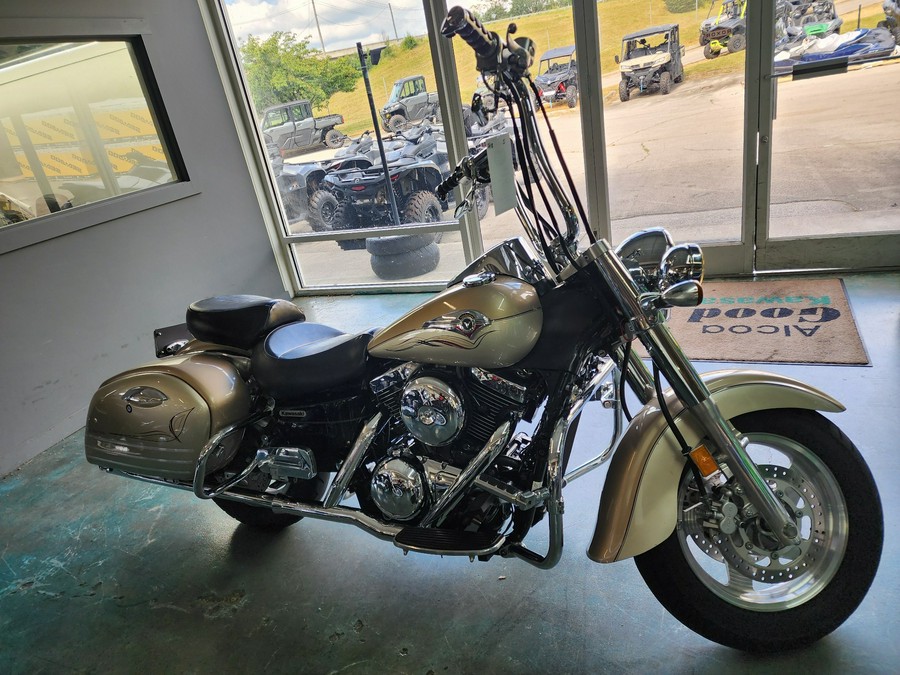 2002 Kawasaki Vulcan™ 1500 Nomad Fi