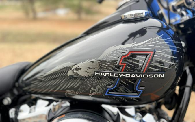 2026 Harley-Davidson® FLHC Heritage Classic®