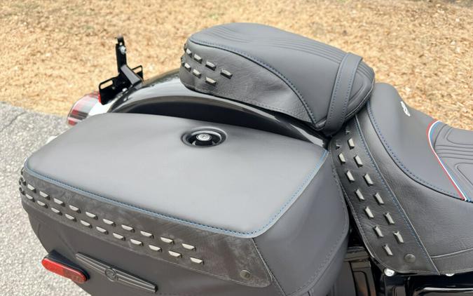 2026 Harley-Davidson® FLHC Heritage Classic®