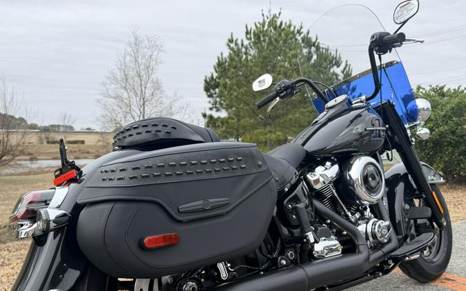 2026 Harley-Davidson® FLHC Heritage Classic®