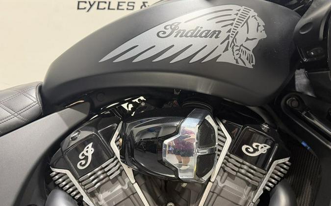 2021 Indian Challenger Dark Horse Thunder Black Smoke