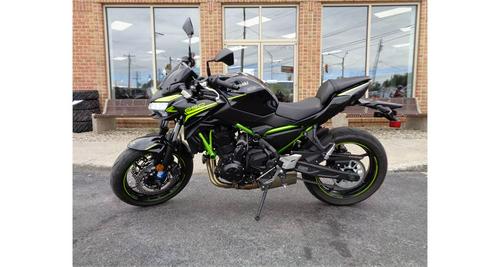 2020 Kawasaki Z650 Review (11 Fast Facts – Urban + Sport Motorcycle)