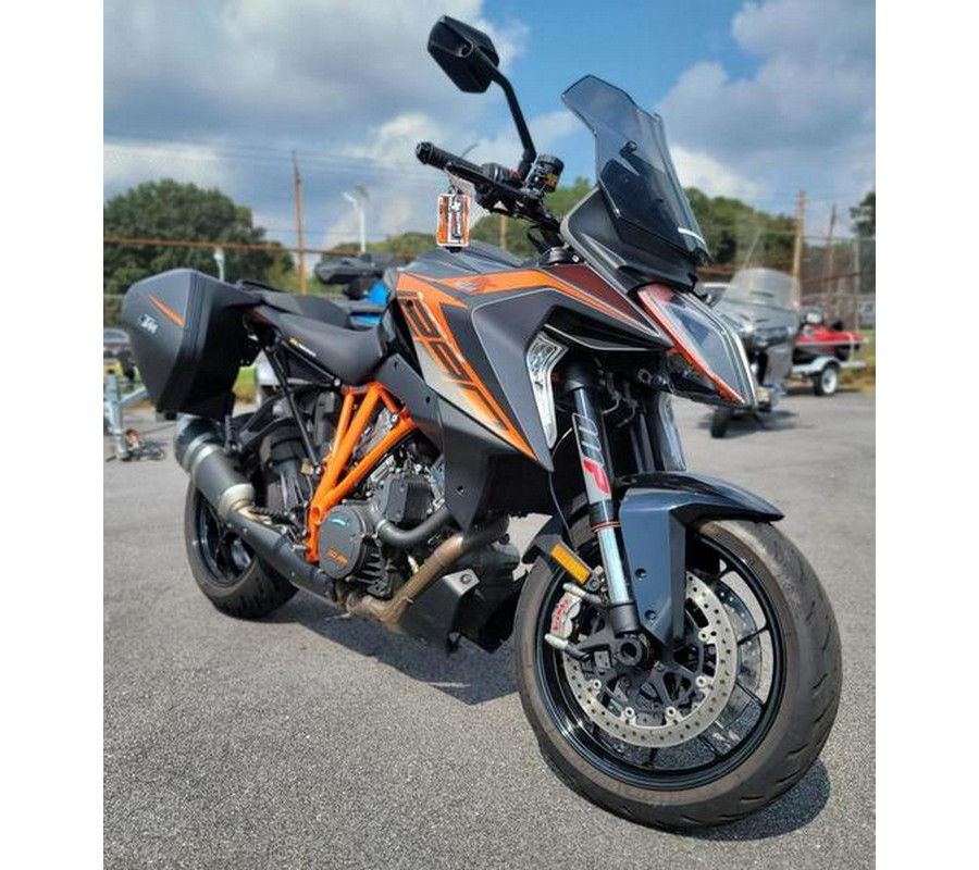 2020 KTM 1290 Super Duke GT