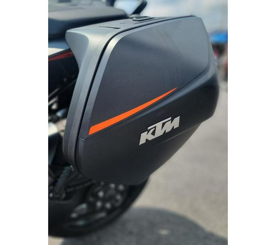 2020 KTM 1290 Super Duke GT