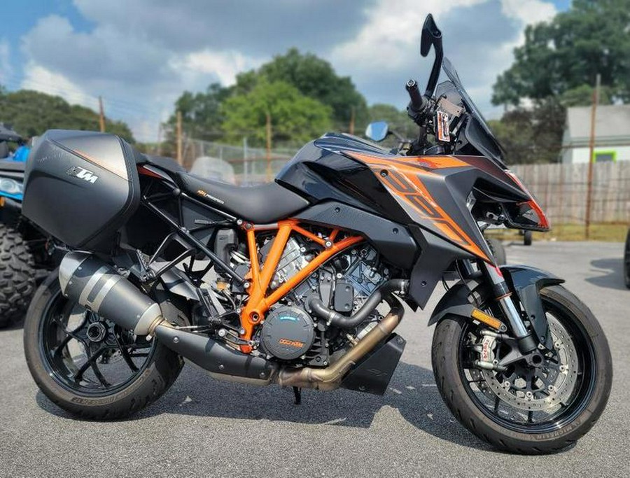 2020 KTM 1290 Super Duke GT