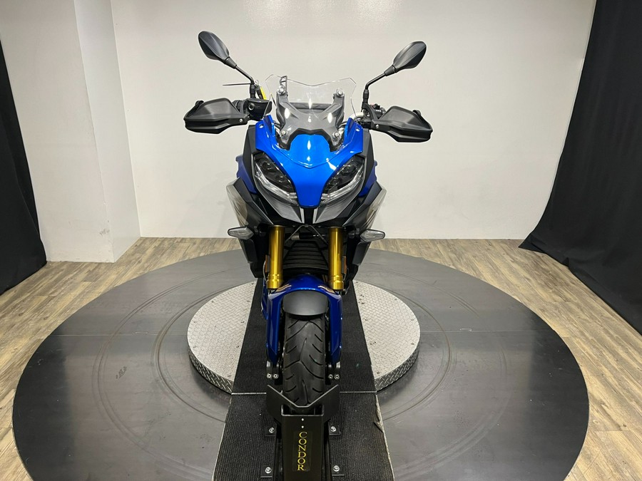 2023 BMW F 900 XR