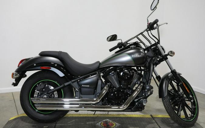 2017 Kawasaki Vulcan 900 Custom