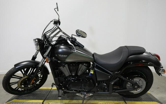 2017 Kawasaki Vulcan 900 Custom