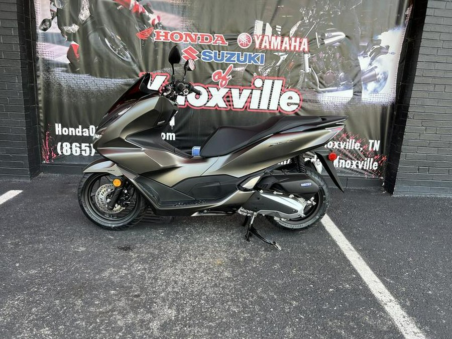 2023 Honda® PCX150P