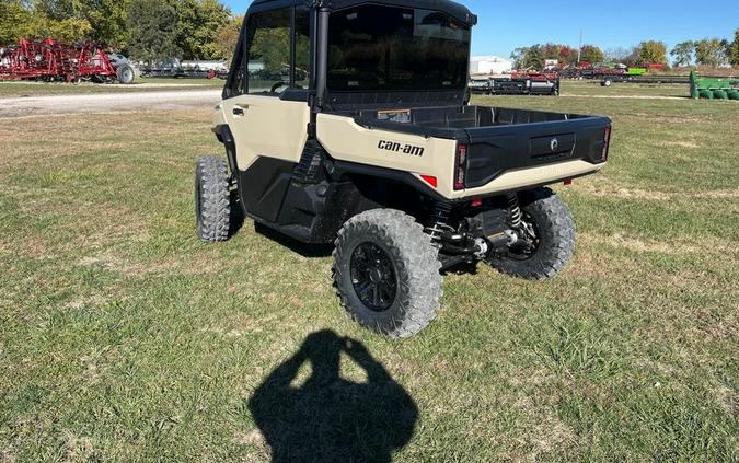 2026 Can-Am DEFENDER LTD CAB HD11 - TAN/BLK