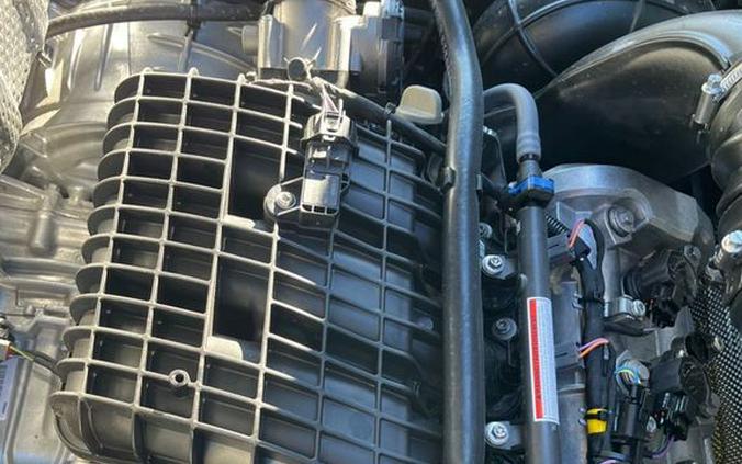 2026 Can-Am DEFENDER LTD CAB HD11 - TAN/BLK