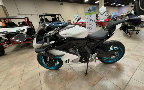 2026 CFMOTO 675SS