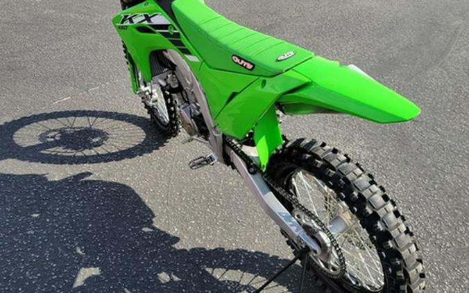 2025 Kawasaki KX 450