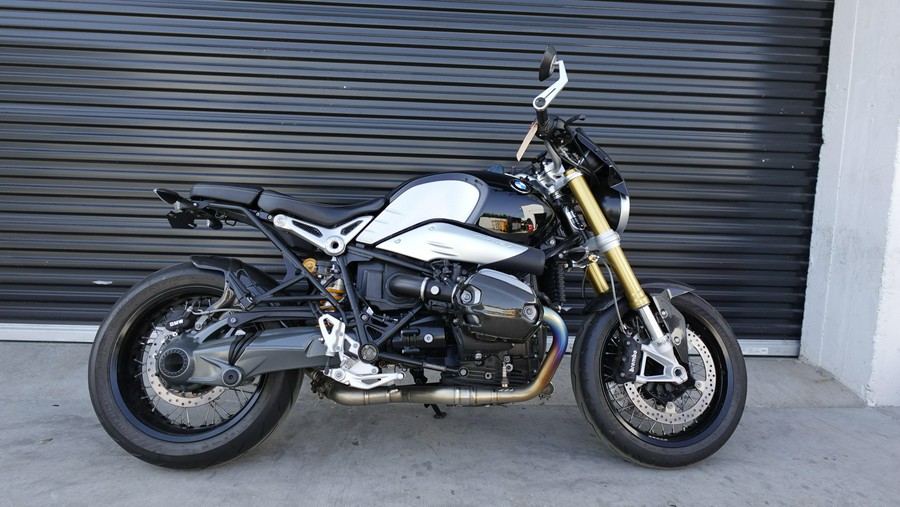 2016 BMW R nineT