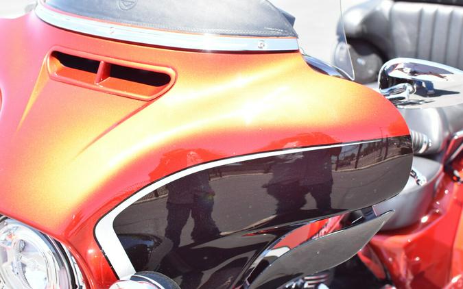 2021 Harley-Davidson CVO Tri Glide Sunset Orange & Sunset Black