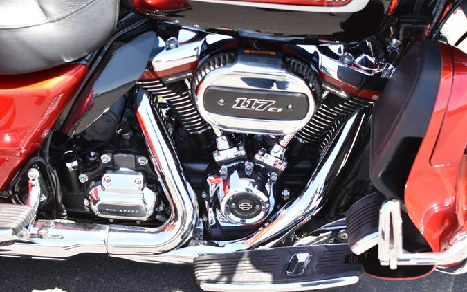2021 Harley-Davidson CVO Tri Glide Sunset Orange & Sunset Black