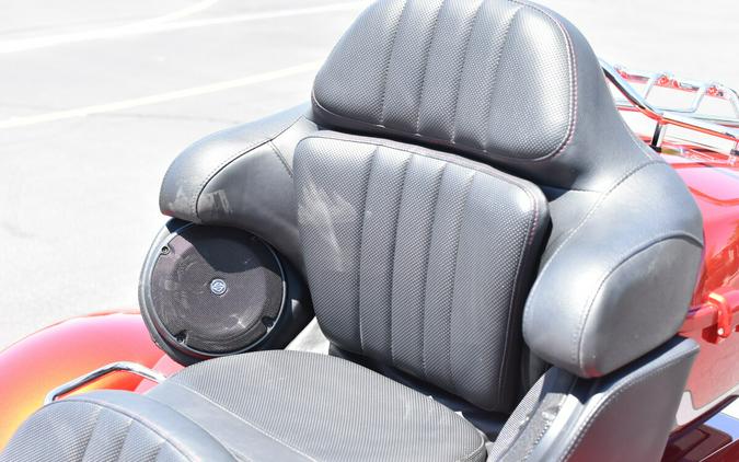 2021 Harley-Davidson CVO Tri Glide Sunset Orange & Sunset Black
