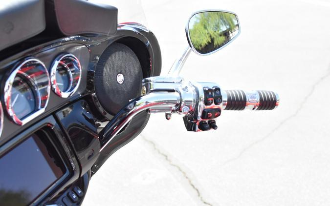 2021 Harley-Davidson CVO Tri Glide Sunset Orange & Sunset Black