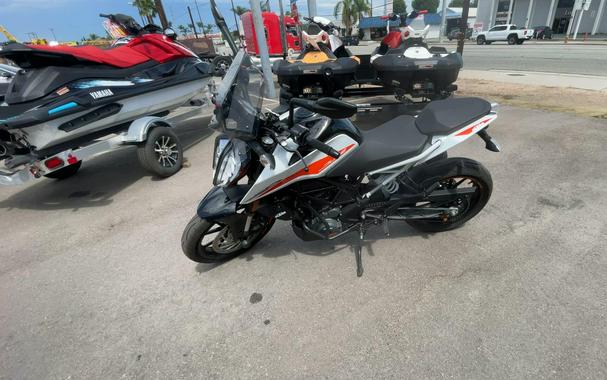 2022 KTM 390 DUKE