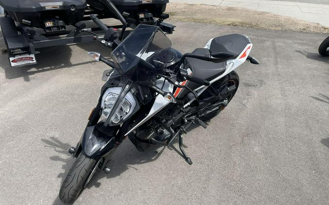 2022 KTM 390 DUKE