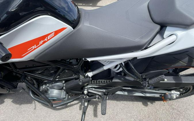 2022 KTM 390 DUKE