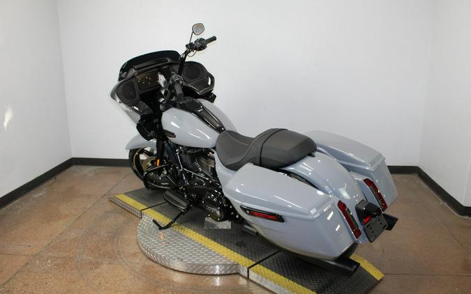 2026 Harley-Davidson® Road Glide® DRK BILIARD GRY