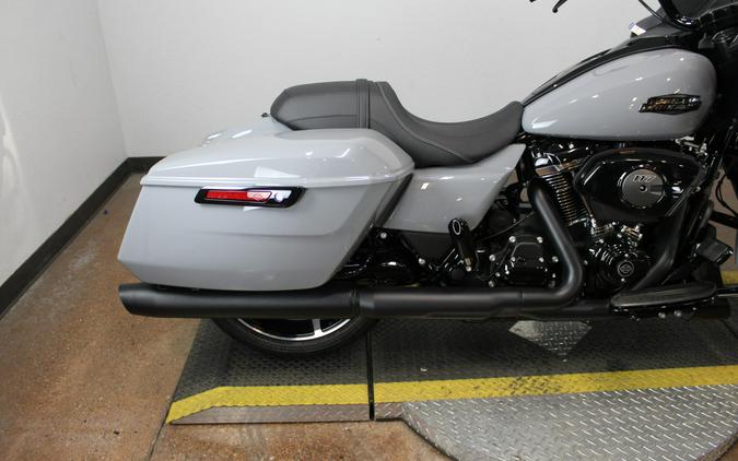 2026 Harley-Davidson® Road Glide® DRK BILIARD GRY