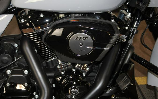 2026 Harley-Davidson® Road Glide® DRK BILIARD GRY