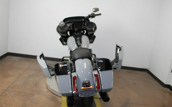 2026 Harley-Davidson® Road Glide® DRK BILIARD GRY