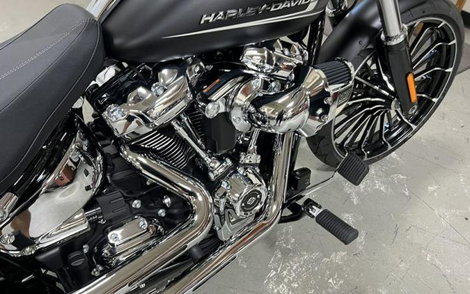 2023 Harley-Davidson Softail FXBR - Breakout 117