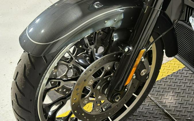 2026 Harley-Davidson® Street Glide 3 Limited Iron Horse Metallic Black Trim