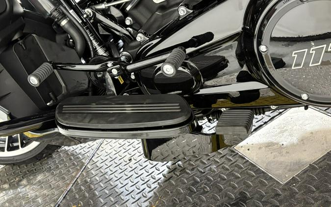 2026 Harley-Davidson® Street Glide 3 Limited Iron Horse Metallic Black Trim