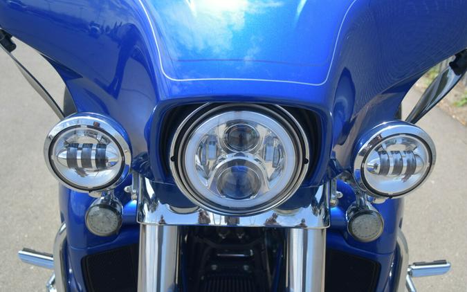 2024 Harley-Davidson Tri Glide Ultra Blue Burst