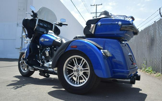 2024 Harley-Davidson Tri Glide Ultra Blue Burst