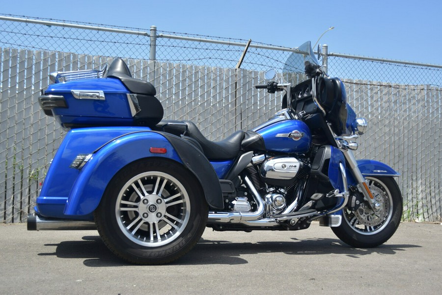 2024 Harley-Davidson Tri Glide Ultra FLHTCUTG