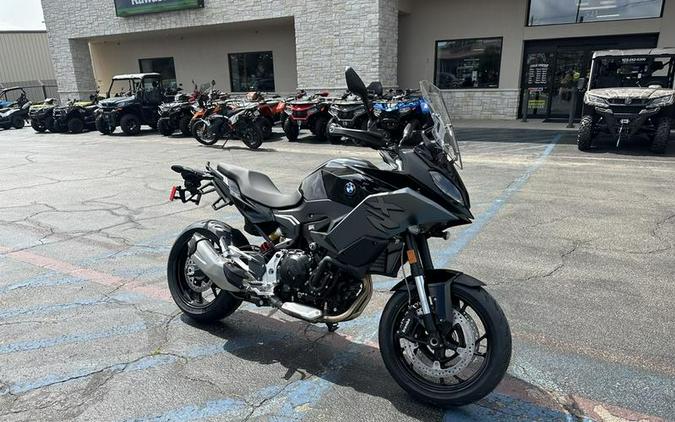 2023 BMW F 900 XR Triple Black