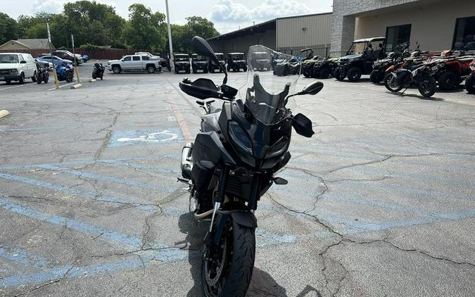 2023 BMW F 900 XR Triple Black