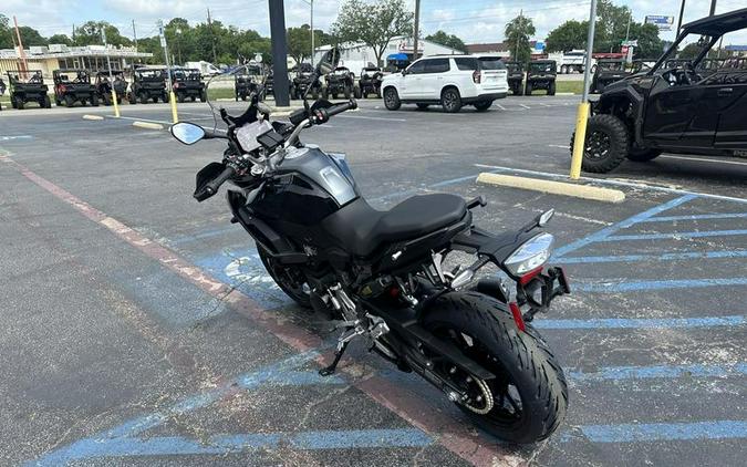 2023 BMW F 900 XR Triple Black